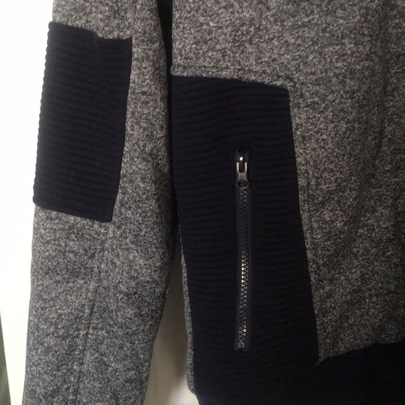 New! Men’s Sporty Hooded Jacket - Picture 4 of 7